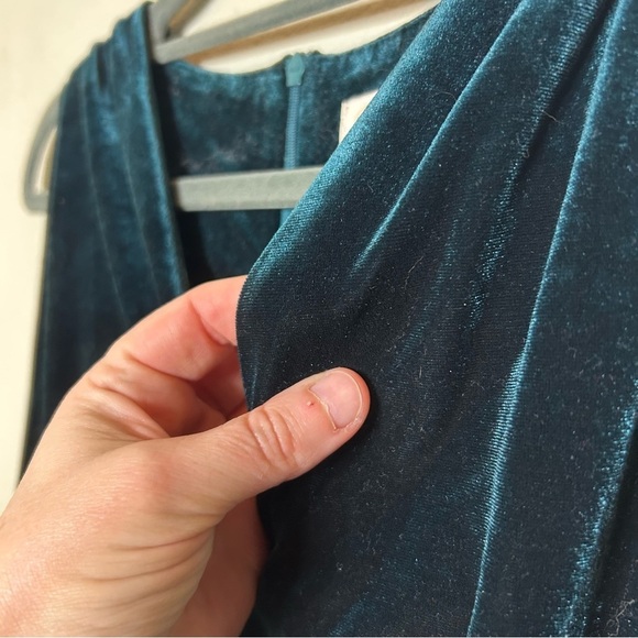 Elegant Velvet Sleeveless Dress - Deep Green  Size XL - Picture 3 of 8